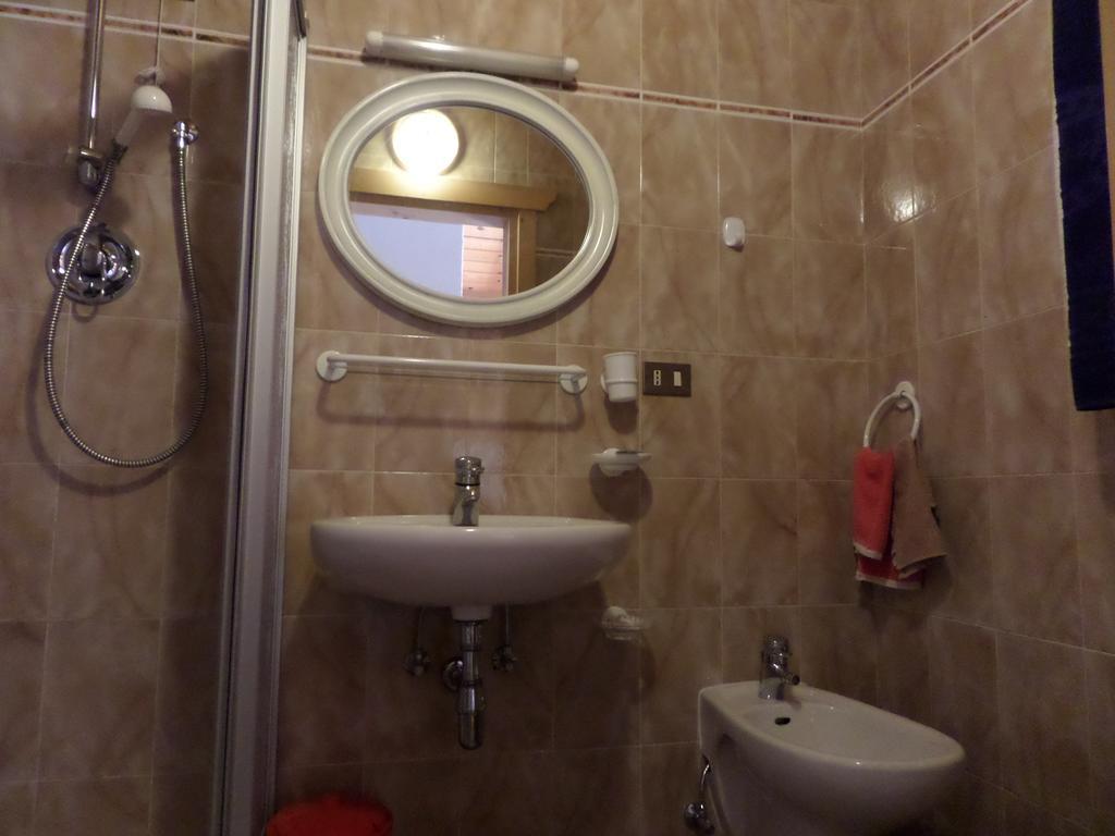 Affittacamere Pizzeria Marmolada Rocca Pietore Dış mekan fotoğraf
